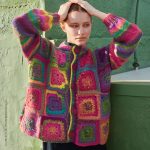 bunte strickjacke