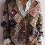 bunte strickjacke