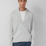 graue strickjacke