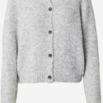 graue strickjacke