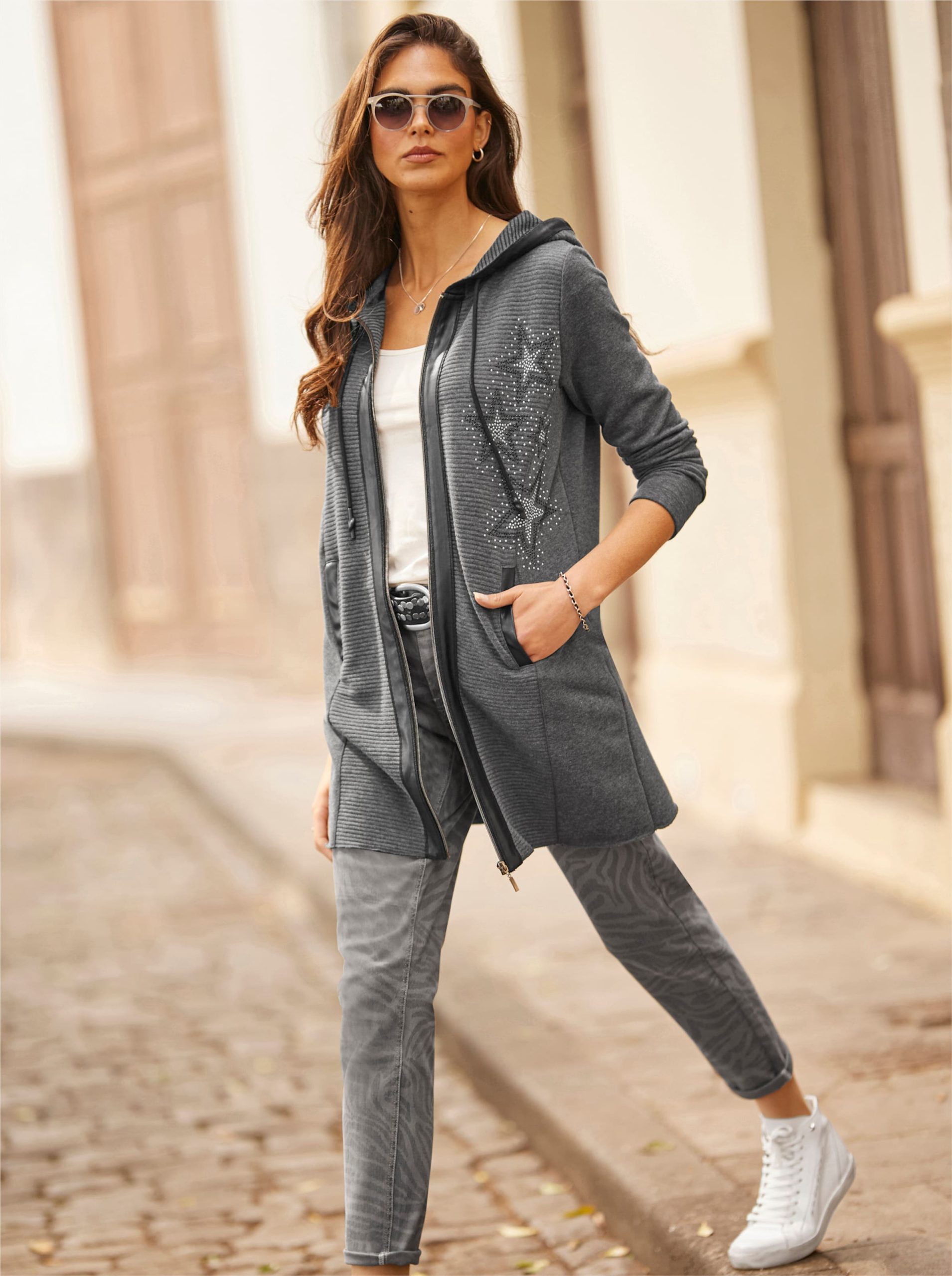 longstrickjacke-damen-868xll-1.jpg longstrickjacke damen – Bild 1