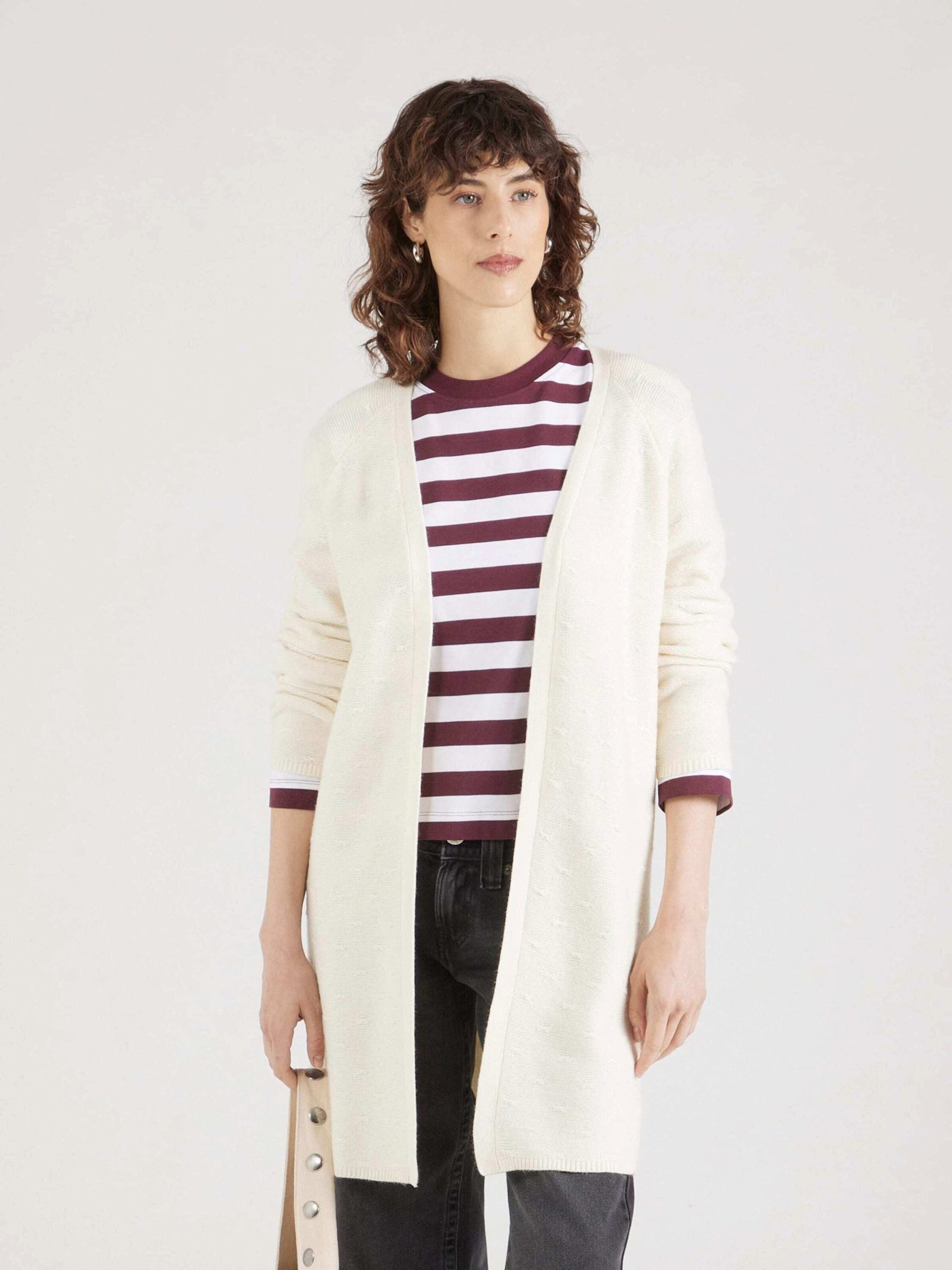only-strickjacke-370lui-1.jpg only strickjacke – Bild 1