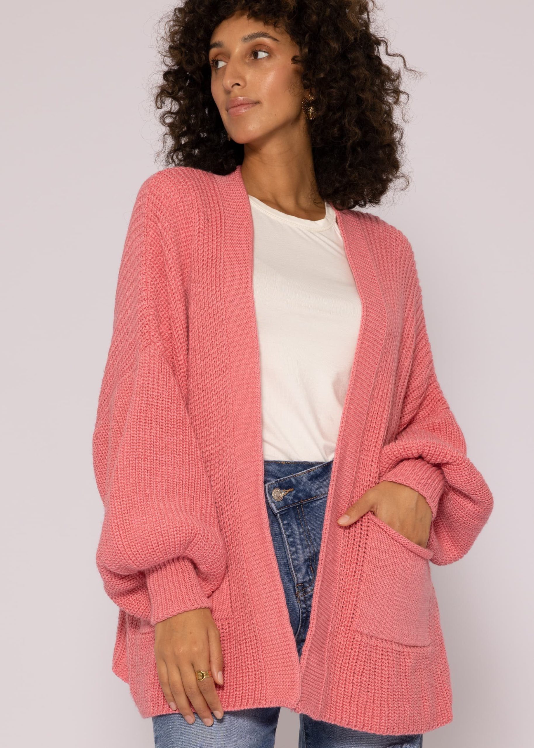 oversize-strickjacke-169ocr-1.jpg oversize strickjacke – Bild 1