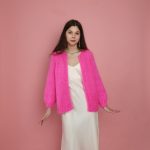 pinke strickjacke
