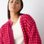 rosa strickjacke