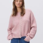rosa strickjacke