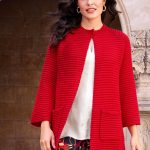 rote strickjacke