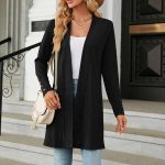 schwarzer cardigan