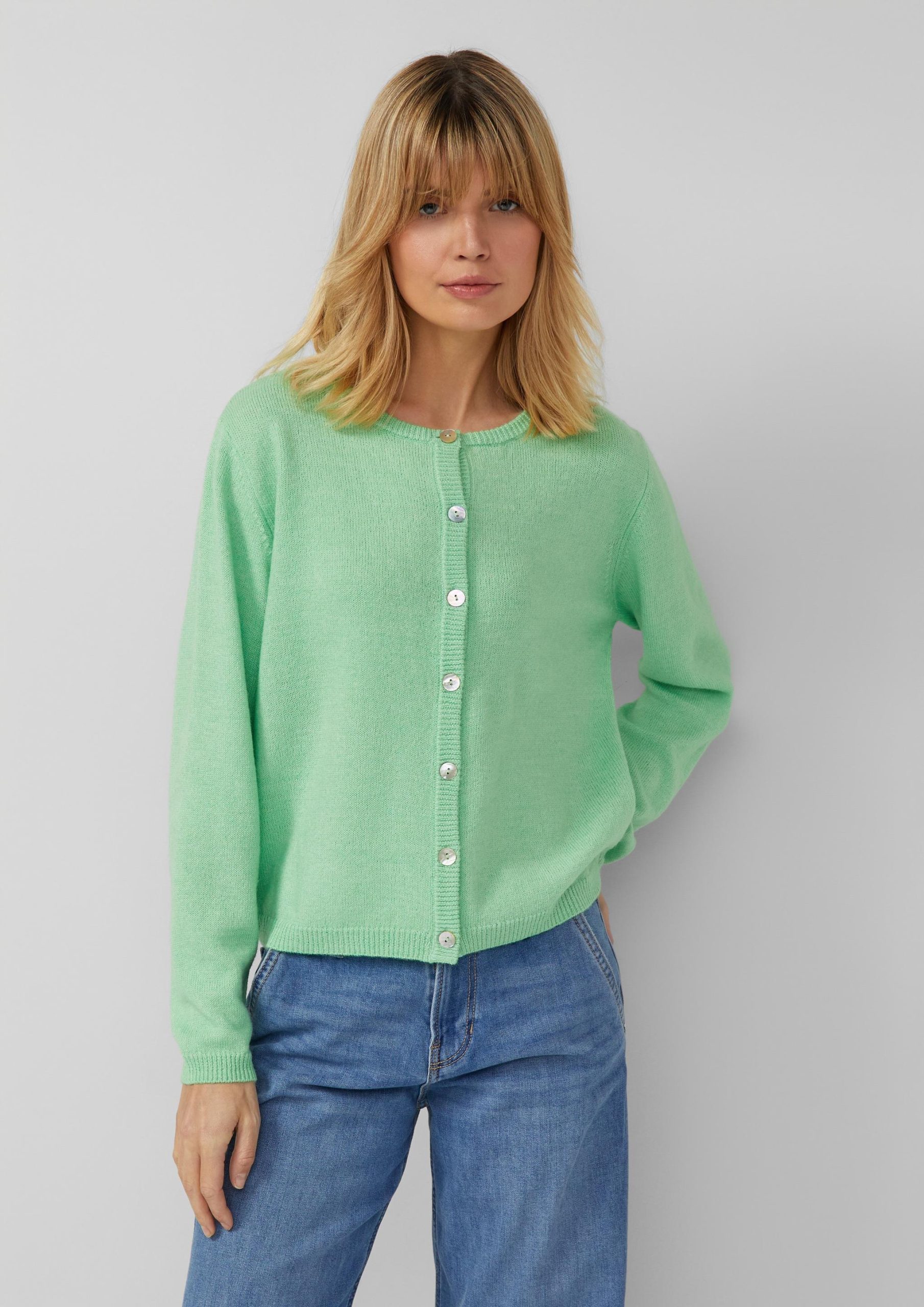strickjacke-damen-gruen-617zmb.jpg strickjacke damen grün – Bild 1