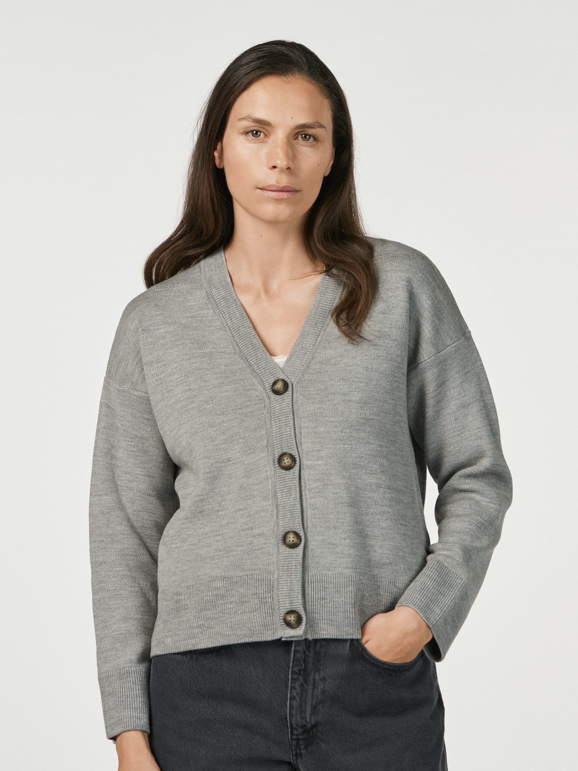 strickjacke-damen-kurz-123hnw-1.jpg strickjacke damen kurz – Bild 1