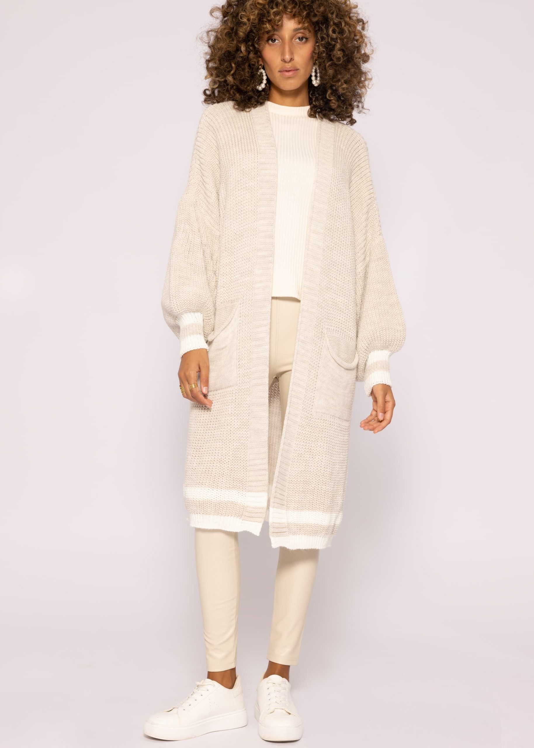 strickjacke-lang-083wkb-1.jpg strickjacke lang – Bild 1