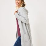 strickjacke mit kapuze