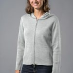 strickjacke mit kapuze