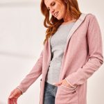 strickjacke mit kapuze