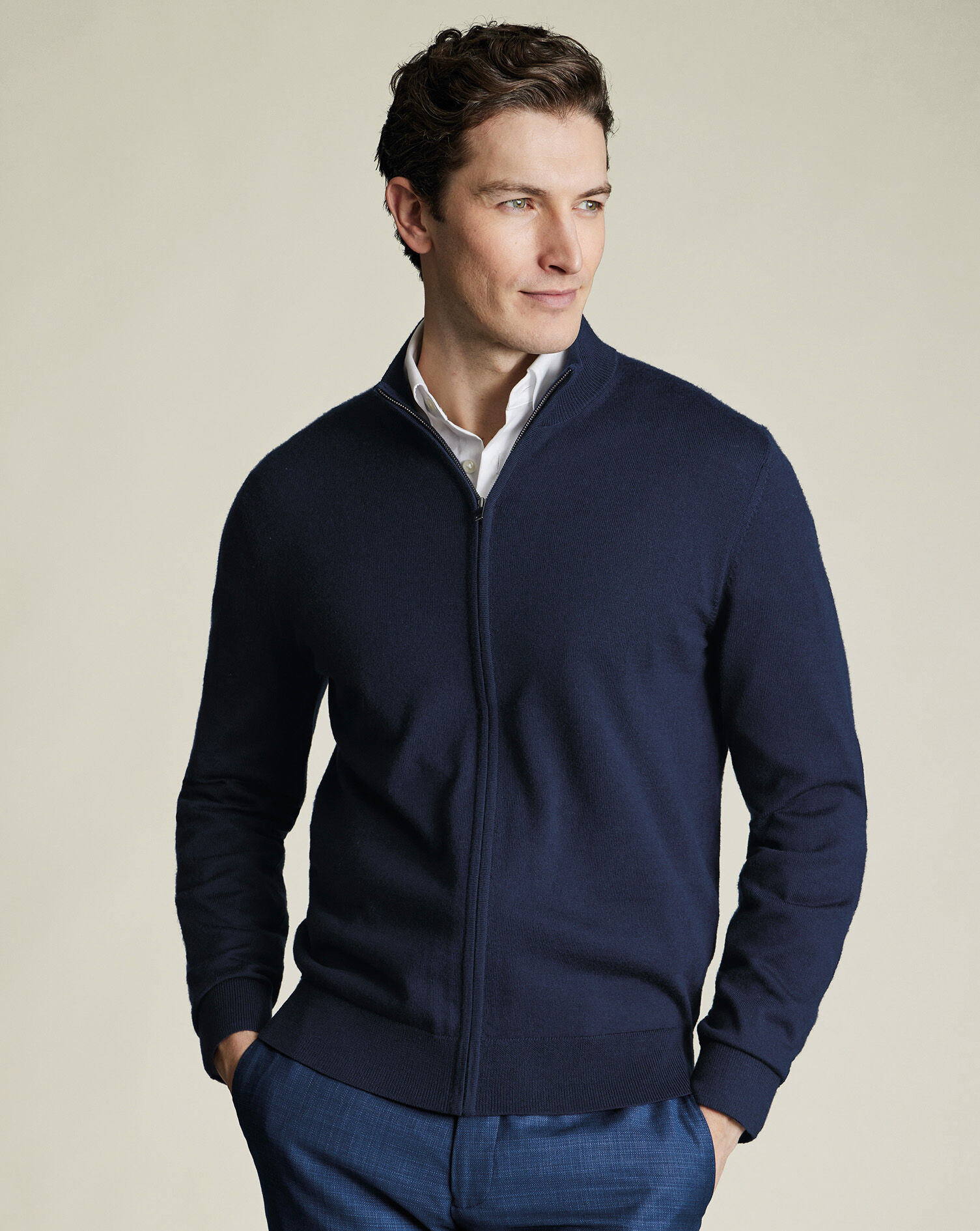 strickjacke-mit-reissverschluss-193piy.jpg strickjacke mit reißverschluss – Bild 1
