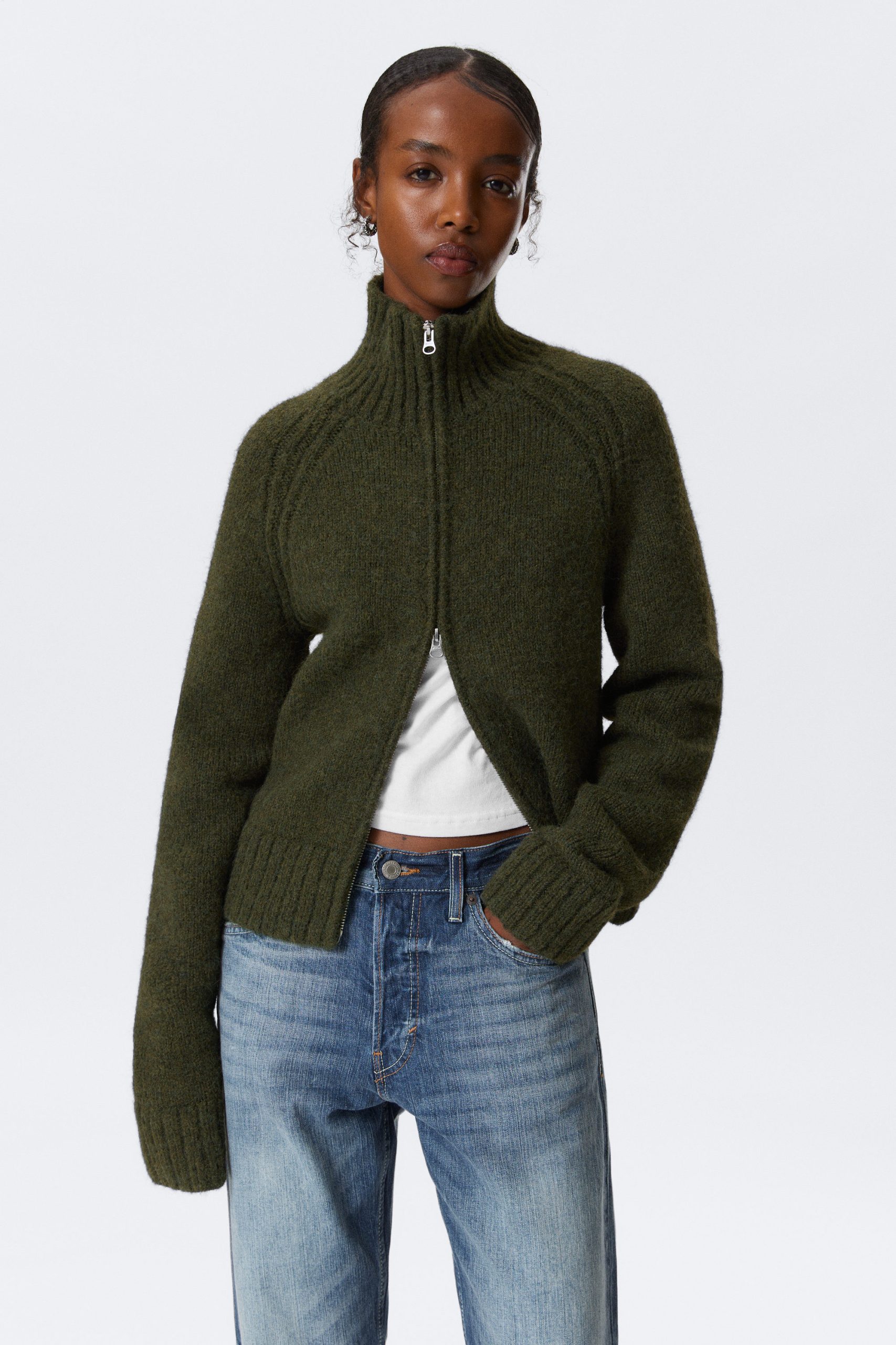 strickjacke-mit-reissverschluss-824hhc.jpg strickjacke mit reißverschluss – Bild 1
